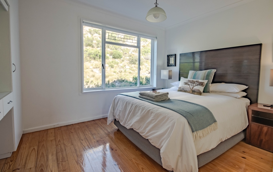 4 Bedroom Property for Sale in Pringle Bay Western Cape